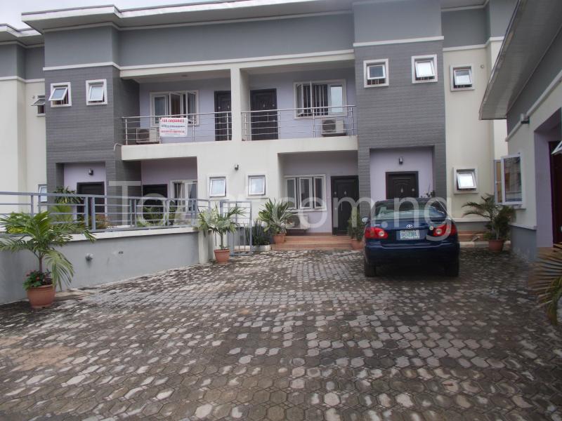 3 bedroom Flat / Apartment for rent Ogunlesi Street, Off Awoyokun, Onipanu Shomolu Lagos