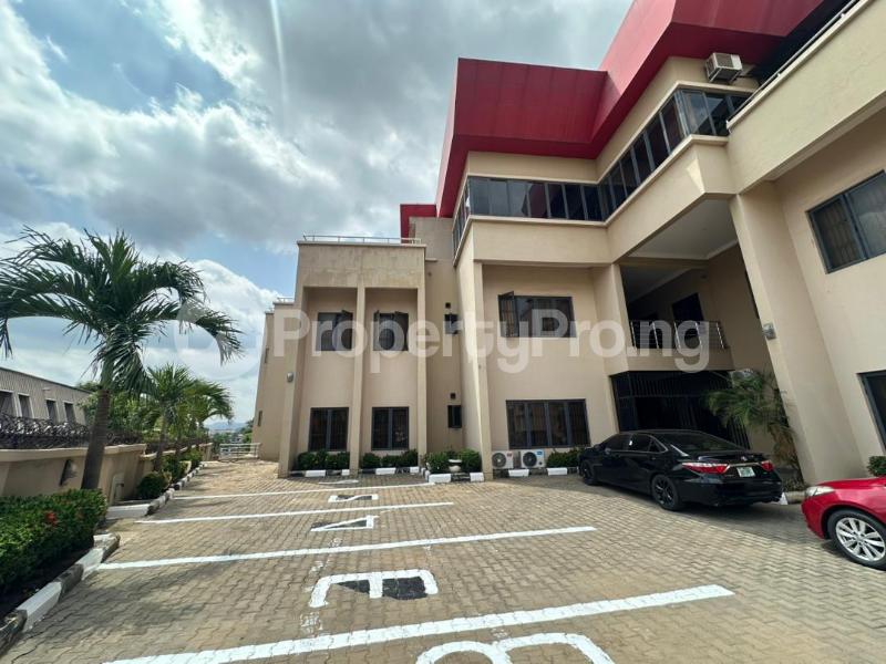 3 bedroom Flat / Apartment for rent Wuye Abuja
