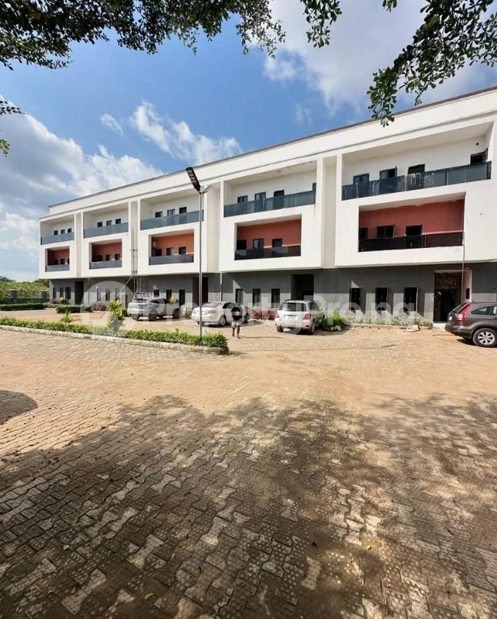 3 bedroom Flat / Apartment for sale By Gilmore Jahi Abuja