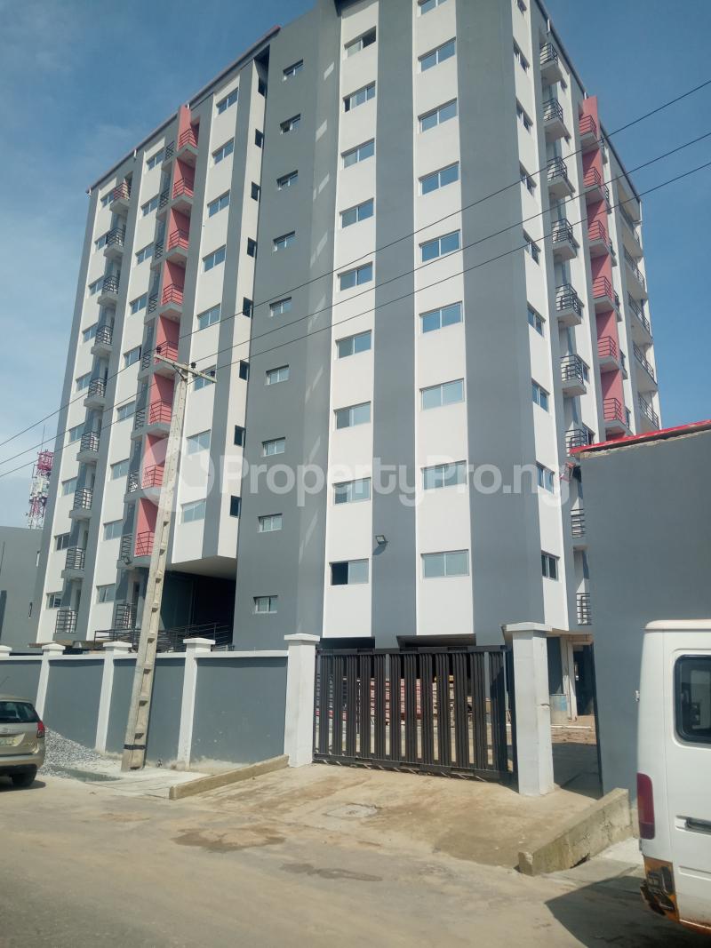 3 bedroom Flat / Apartment for sale Adekunle Alagomeji Yaba Lagos