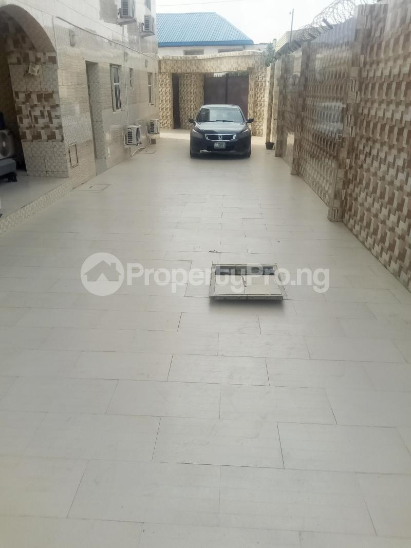 Rent Newly Built 3 Bedroom Flat With Pop Wardrobe Kitchen