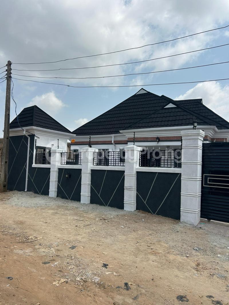 3 bedroom House for sale Iletuntun Jericho Extension Ibadan Oyo