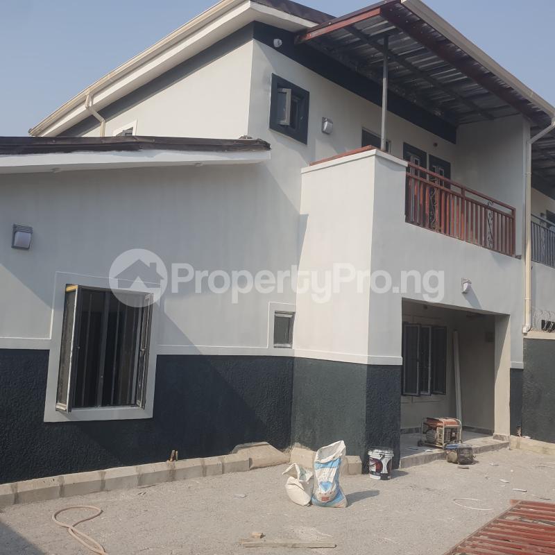 3 bedroom House for rent Along Von Road Lugbe Abuja