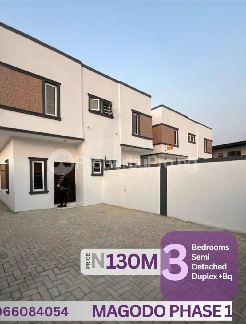 3 bedroom House for sale Magodo Gra Kosofe/Ikosi Lagos