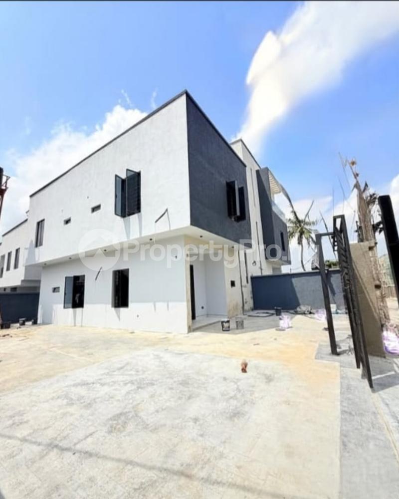3 bedroom House for sale Adeniyi Jones Ikeja Lagos