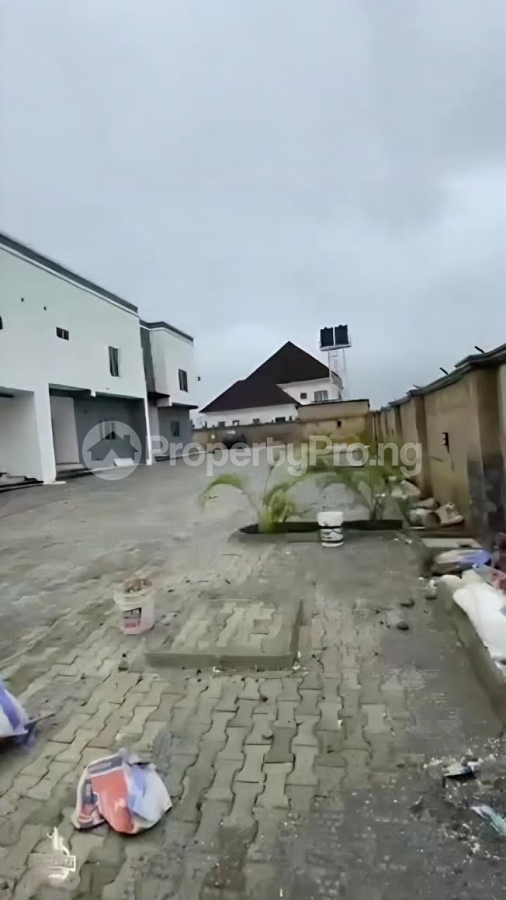 3 bedroom House for sale Behind Dunamis Glory Dome Lugbe Abuja