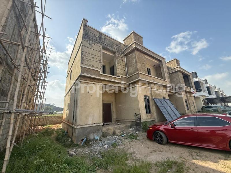 3 bedroom House for sale Waru Close To African Medical Center Of Excellence Apo Abuja