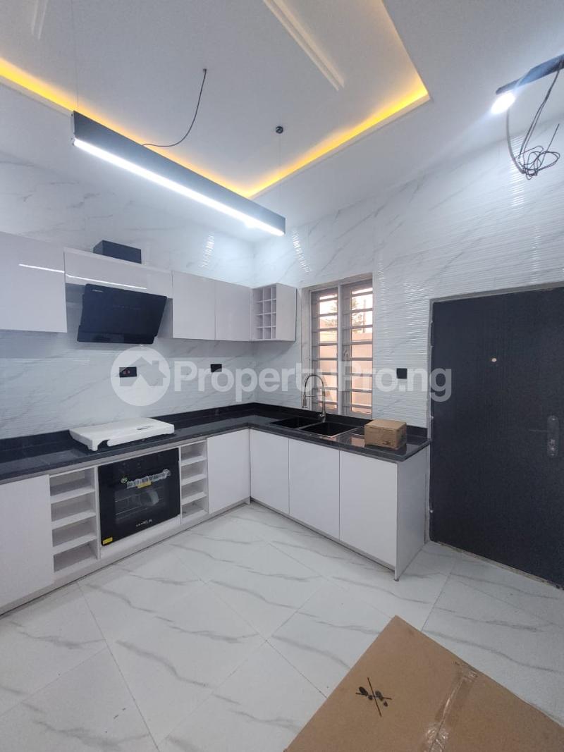 3 bedroom Flat / Apartment for sale  Gbagada Lagos