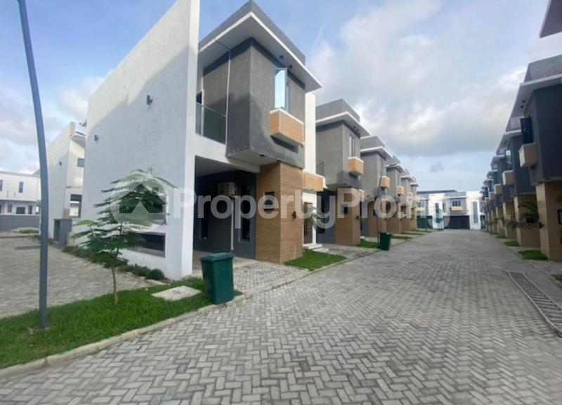 3 bedroom House for rent Serene Estate Ado Road Ajah Lagos