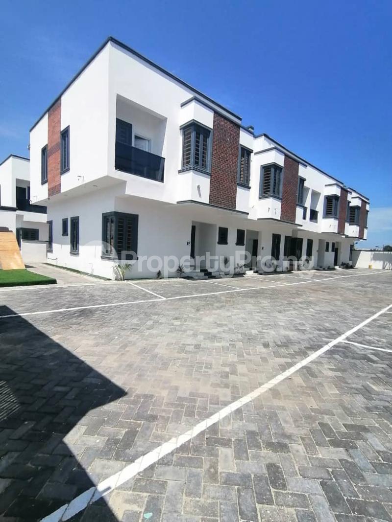 3 bedroom House for sale Off Lekki-Epe Expressway Ajah Lagos - 1