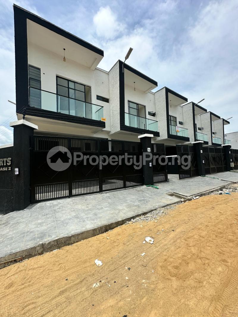 3 bedroom House for sale Ikota Lekki Lagos