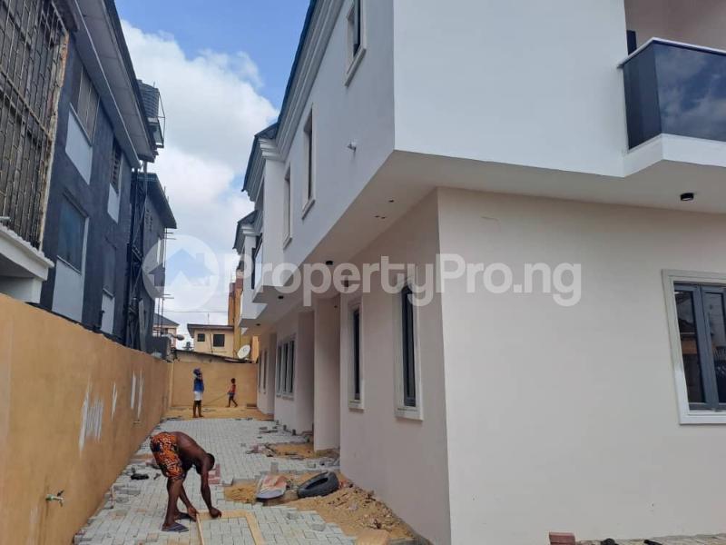 3 bedroom House for rent New garage Gbagada Lagos - 0
