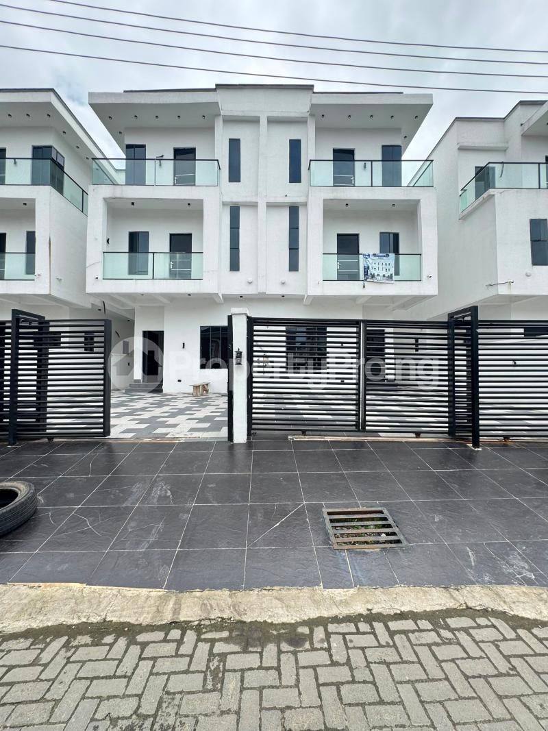 3 bedroom House for sale SPG Road Lekki Lagos