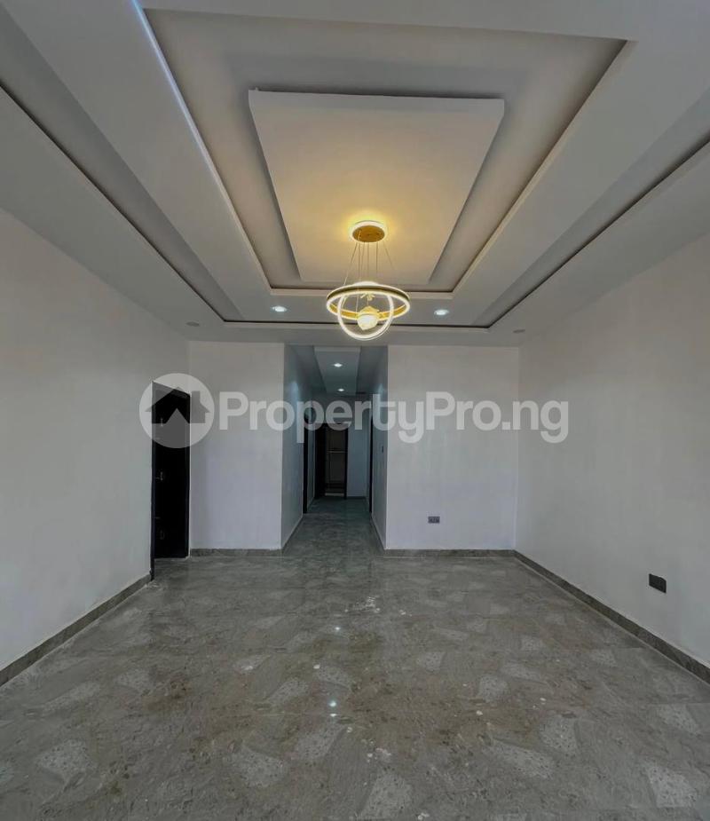 3 bedroom Flat / Apartment for sale Obafemi Awolowo Way Ikeja Lagos