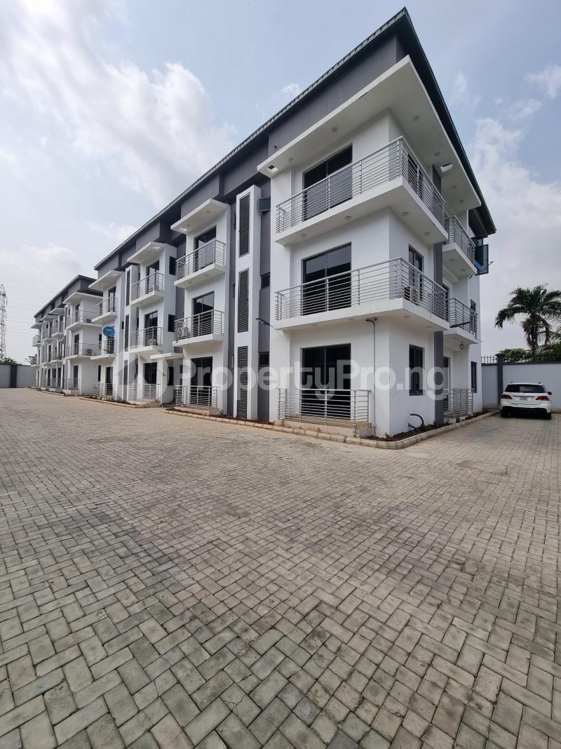 3 bedroom Flat / Apartment for rent Mende Maryland Lagos