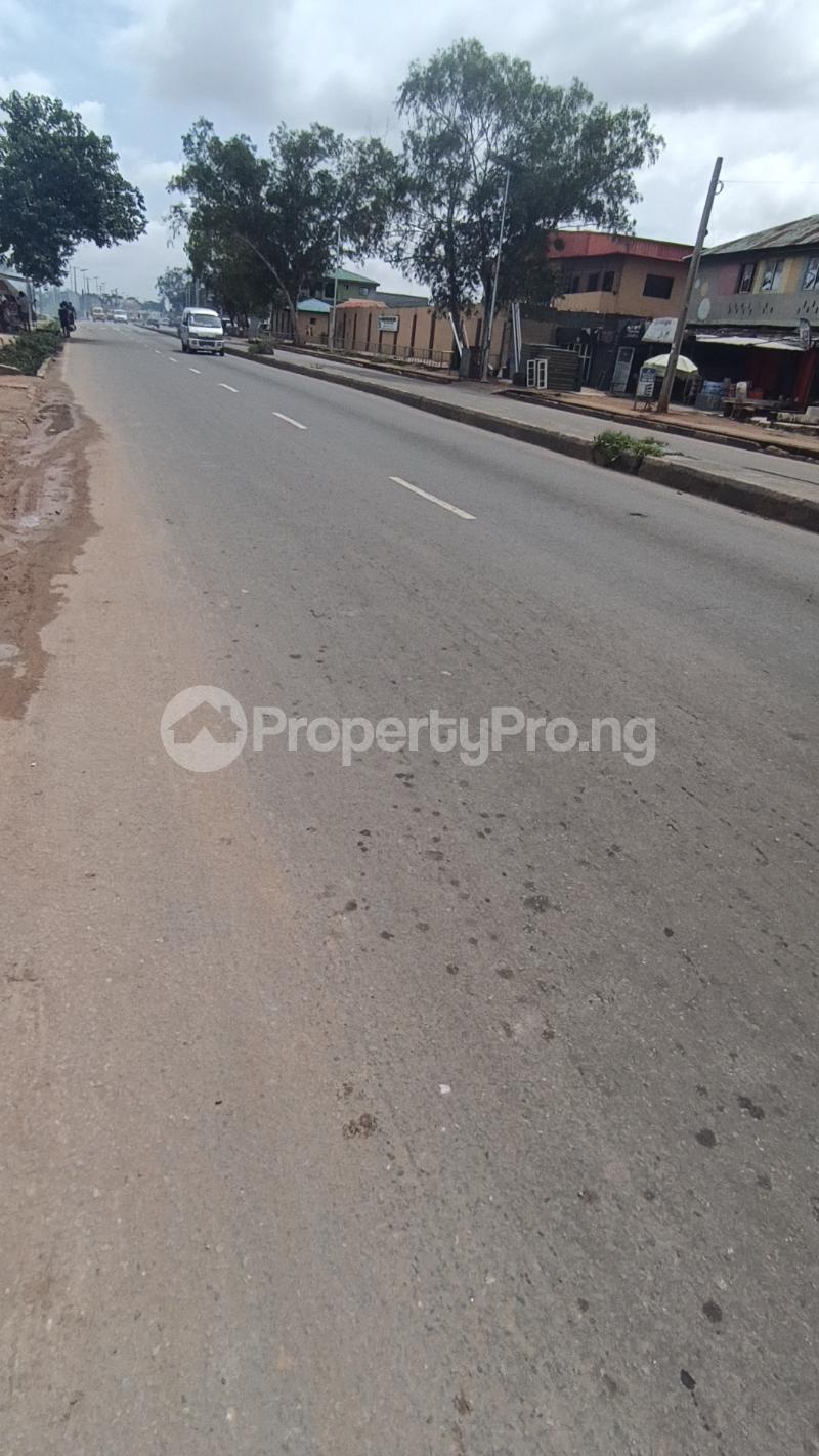 3 bedroom Commercial Property for sale Alimosho Iyana Ipaja Lagos... Iyana Ipaja Ipaja Lagos