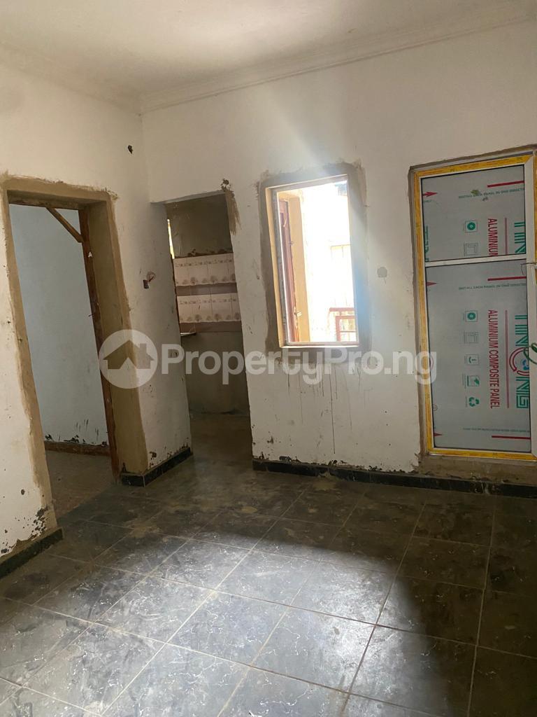 1 bedroom Flat / Apartment for rent Fadeyi Jibowu Yaba Lagos