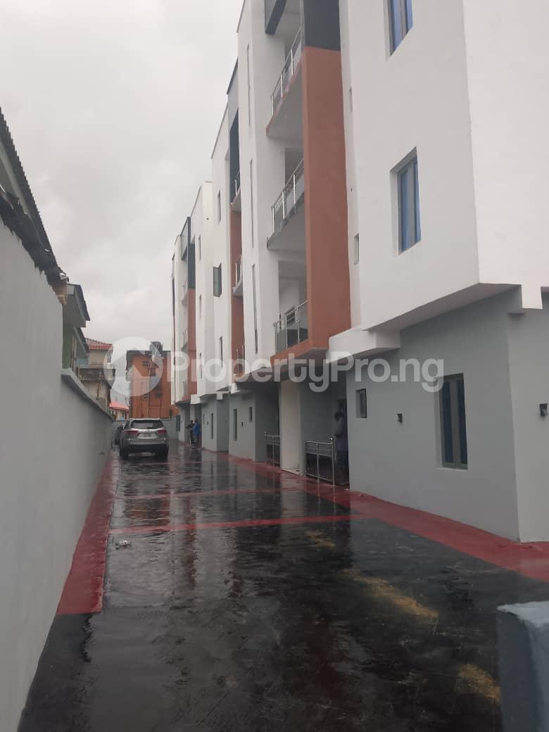 3 bedroom House for sale Off Adetola Street, Aguda Surulere Lagos - 0