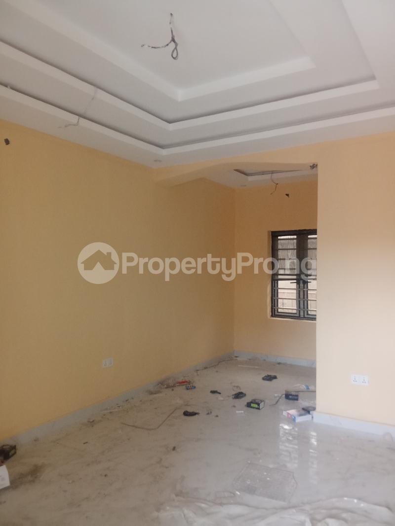 3 bedroom Flat / Apartment for rent Mogaji Surulere Lagos