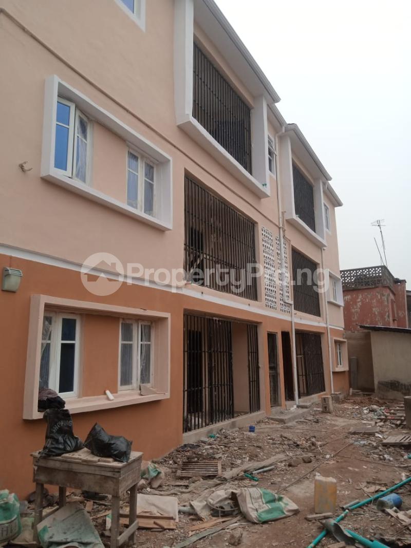 3 bedroom Flat / Apartment for rent Ososami Ring Rd Ibadan Oyo
