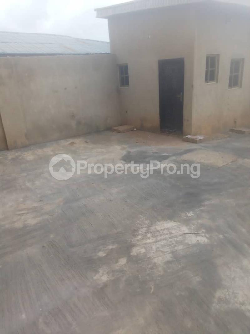 3 bedroom Flat / Apartment for rent Behind Laurel Hotel Soka Ibadan Oyo