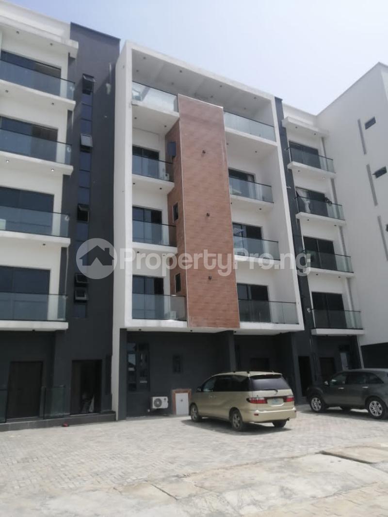 3 bedroom Flat / Apartment for rent Ologolo Lekki Lagos
