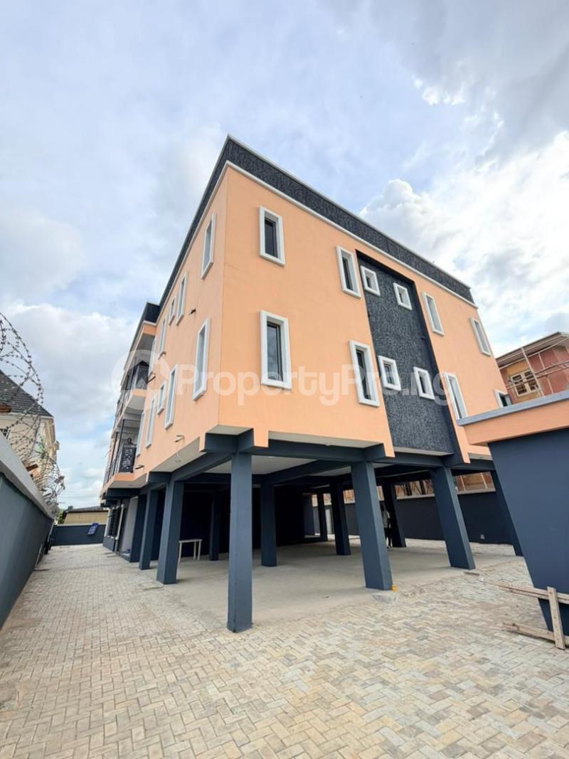 3 bedroom Flat / Apartment for sale Gbagada Lagos - 9