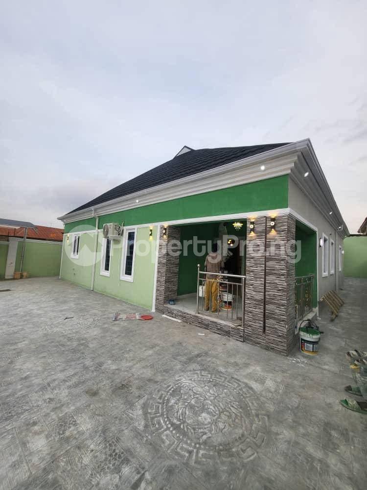 3 bedroom House for sale Niyi Ishola Estate, Akuru,elebu, Ibadan Akala Express Ibadan Oyo