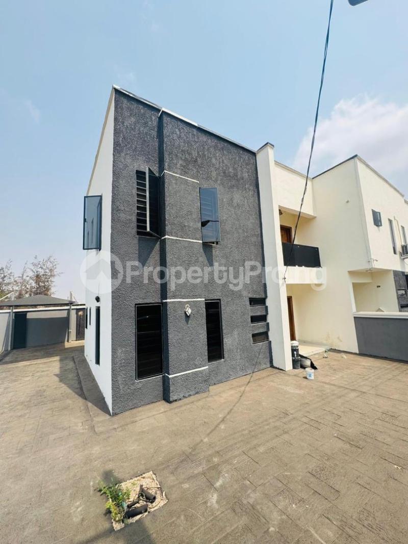 3 bedroom House for sale Carlton Gate Estate Akobo Ibadan Oyo