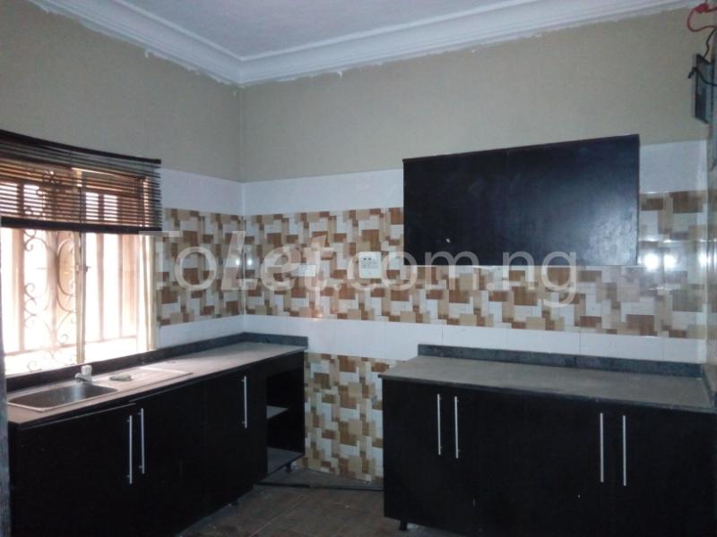 3 bedroom Flat / Apartment for rent   Oworonshoki Gbagada Lagos