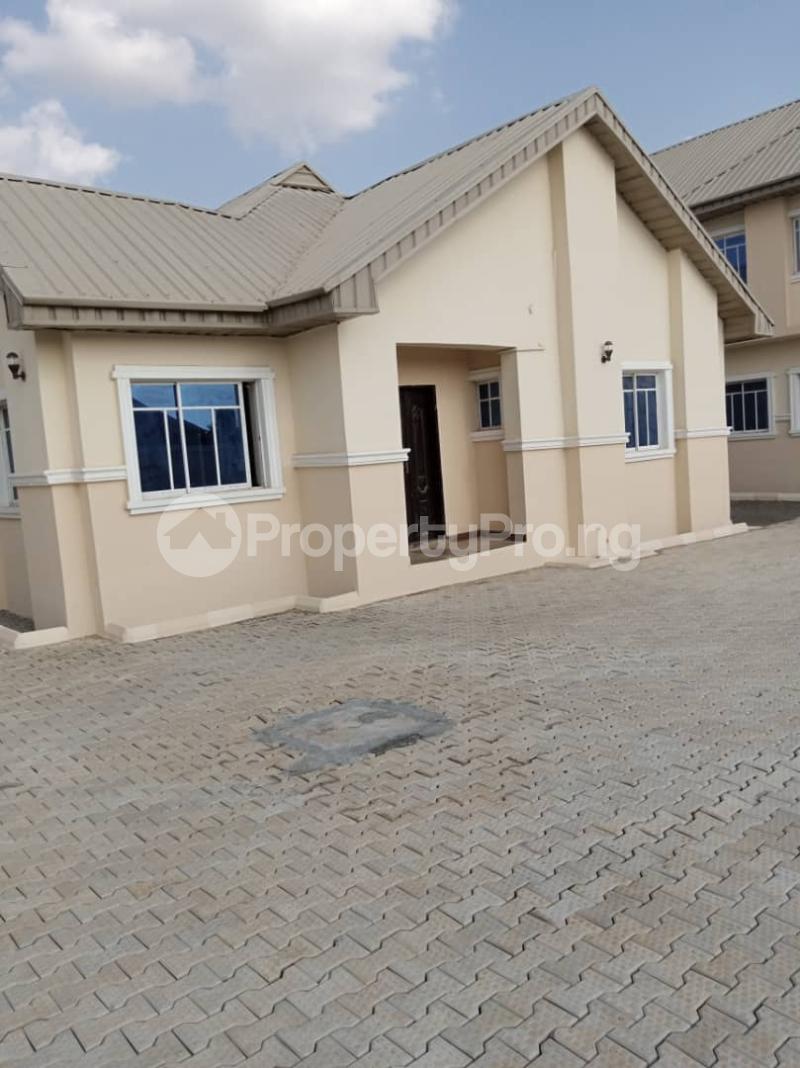 3 bedroom House for rent Ologuneru Ibadan Oyo