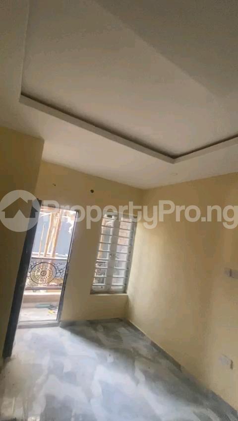 3 bedroom Flat / Apartment for rent Alagomeji Yaba Lagos