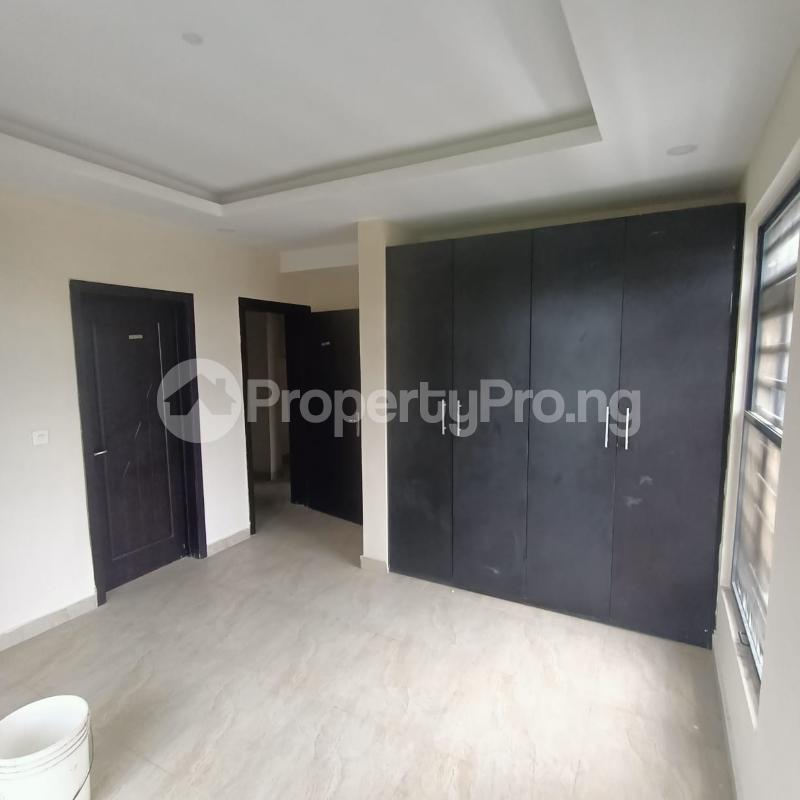 3 bedroom Flat / Apartment for sale Yaba Gra Abule-Oja Yaba Lagos