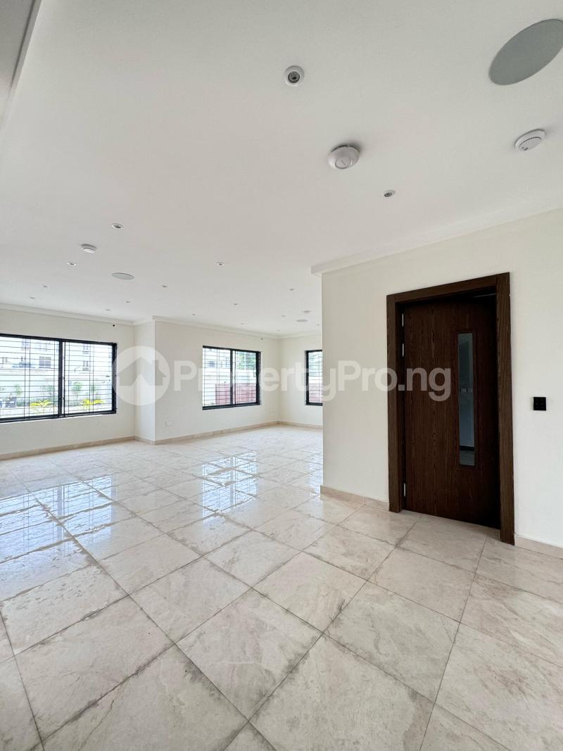 4 bedroom House for sale Banana Island Ikoyi Lagos