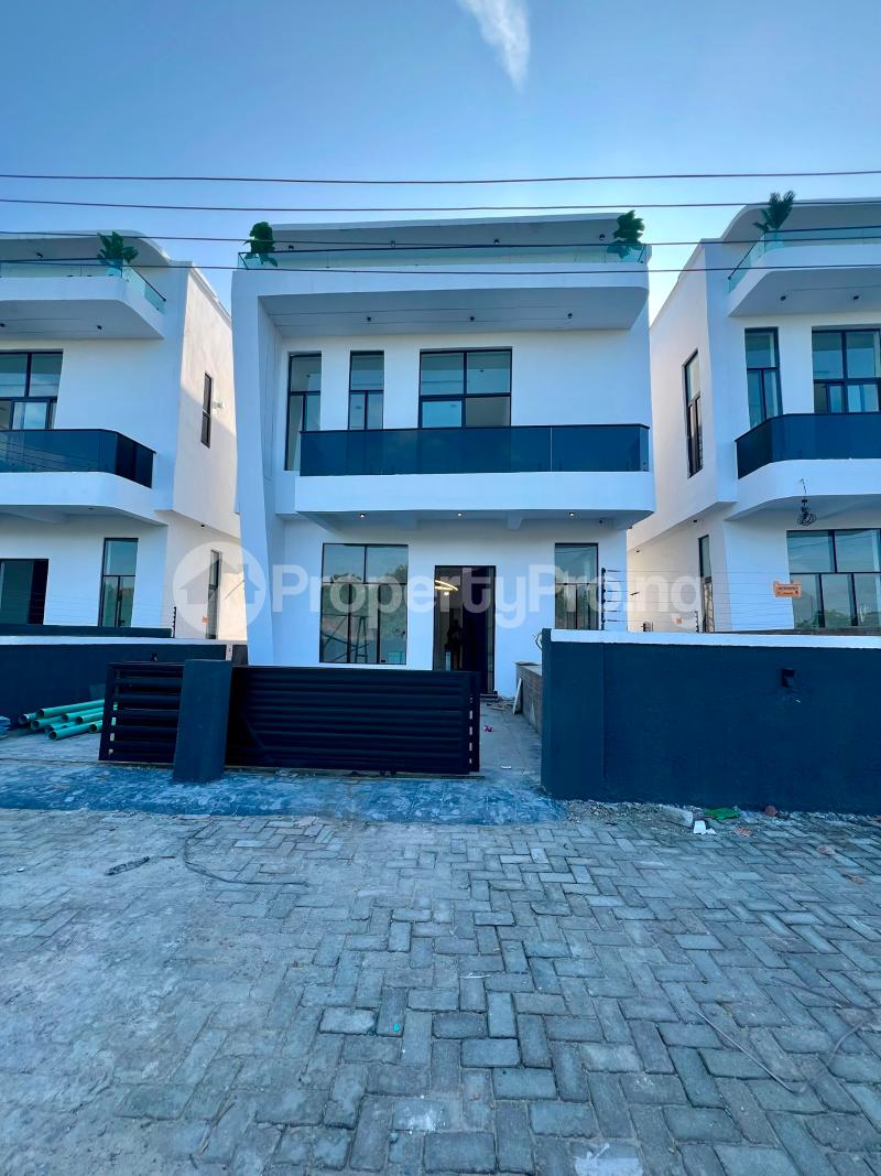 4 bedroom House for sale In A Secure Estate Before Blenco Supermarket & Sky Mall Olokonla Ajah Lagos