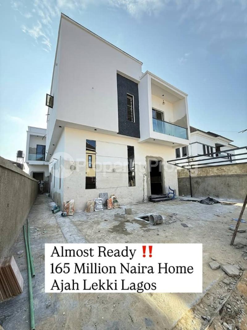 4 bedroom House for sale Thomas estate Ajah Lagos