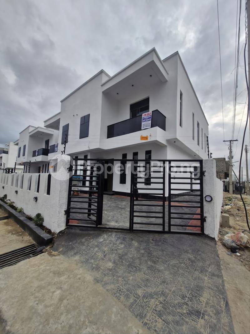 4 bedroom House for sale Captains Court Estate Ajah Lagos