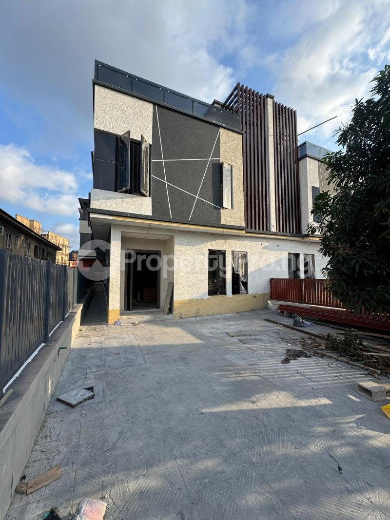 4 bedroom House for sale Gbagada Lagos