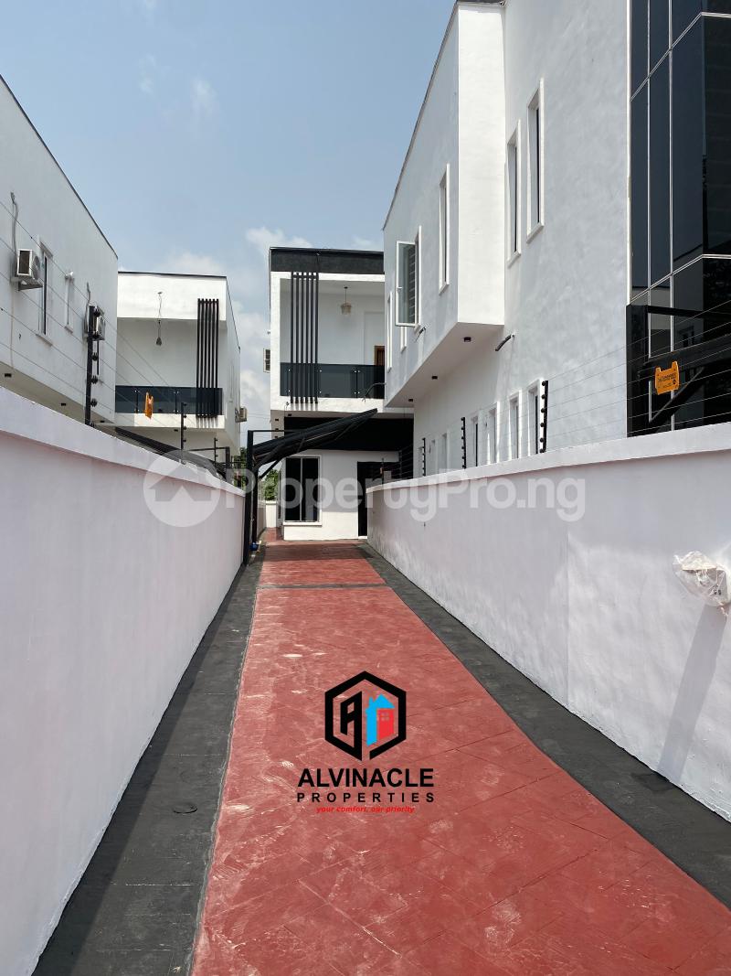 4 bedroom House for sale  Ikota Lekki Lagos