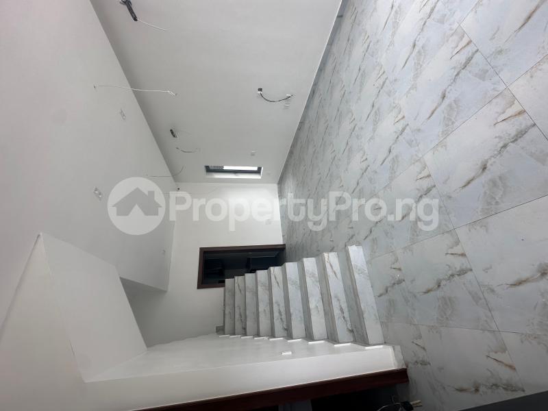 4 bedroom House for sale Lekki Lagos