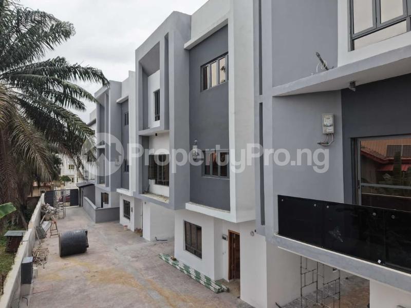 4 bedroom House for sale Surulere Lagos
