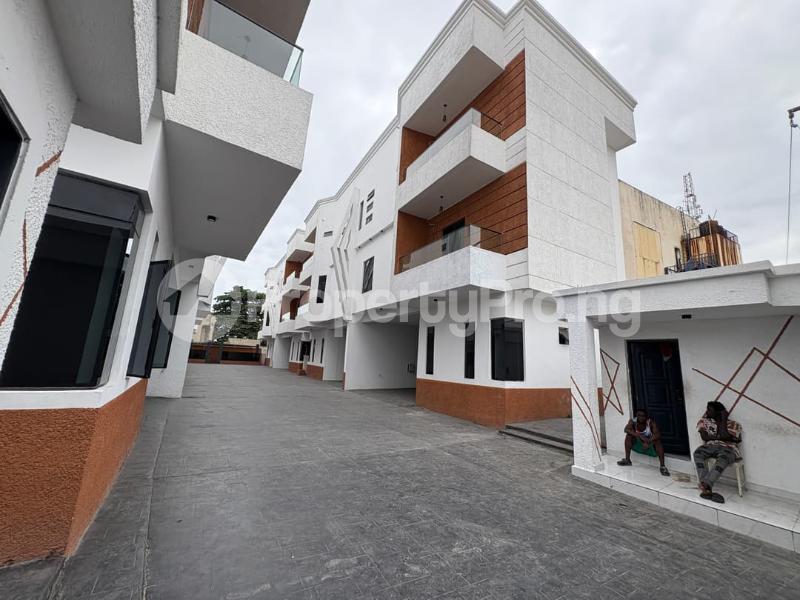 4 bedroom House for sale Osapa london Lekki Lagos
