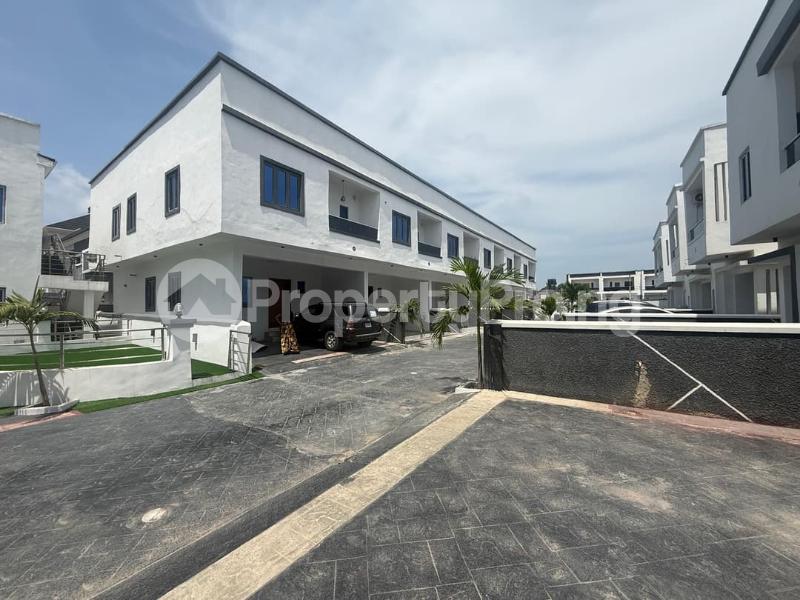 4 bedroom House for sale Off Lekki-Epe Expressway Ajah Lagos
