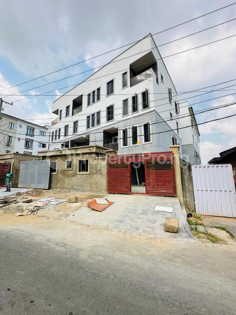 4 bedroom House for sale Maryland Lagos