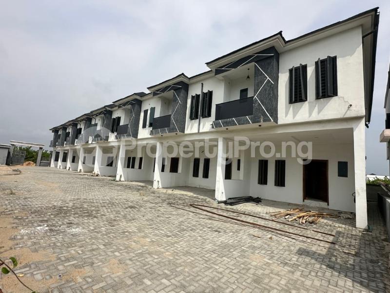4 bedroom House for sale Orchid Road Orchid Lekki Lagos