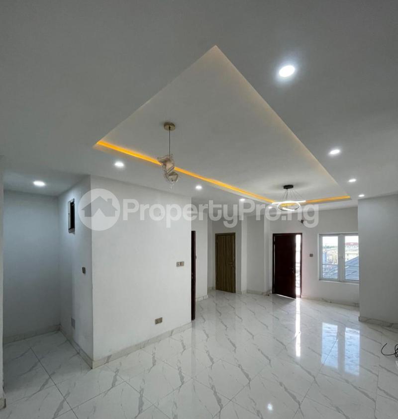 4 bedroom Flat / Apartment for rent Osapa london Lekki Lagos