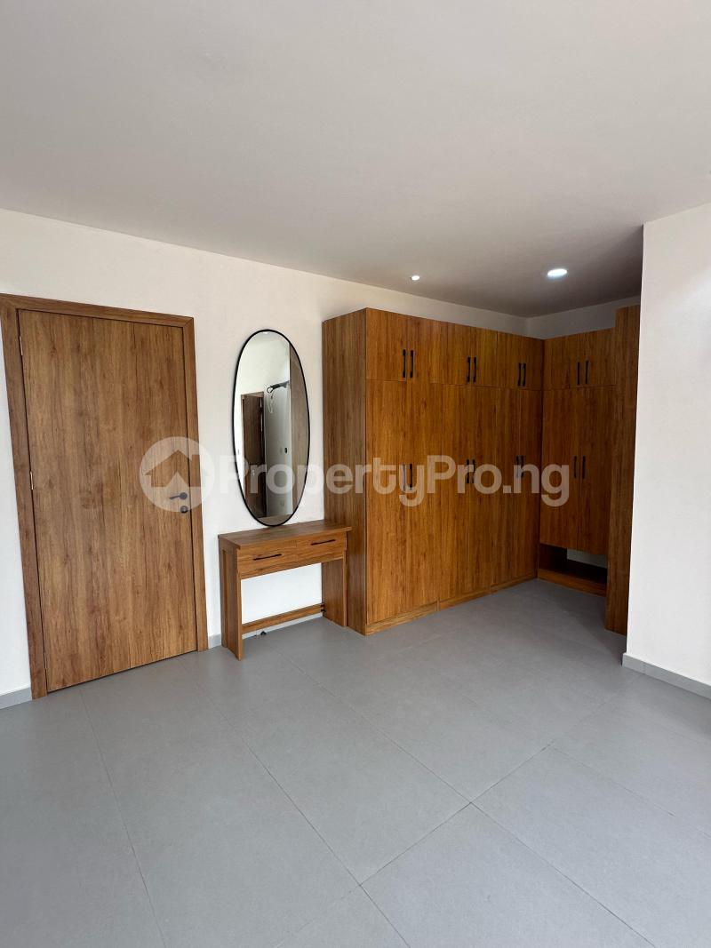 4 bedroom House for sale Conservation Road chevron Lekki Lagos