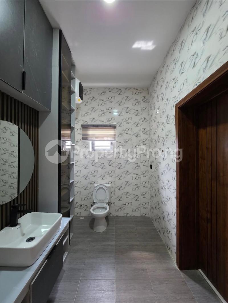 4 bedroom House for sale Igbeju, Lekki Lagos