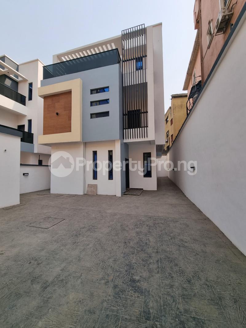 4 bedroom House for sale Ikeja Lagos