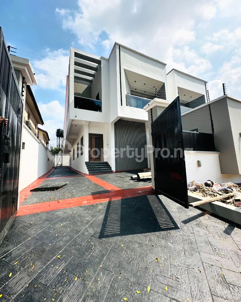 4 bedroom House for sale Magodo Ikeja Lagos